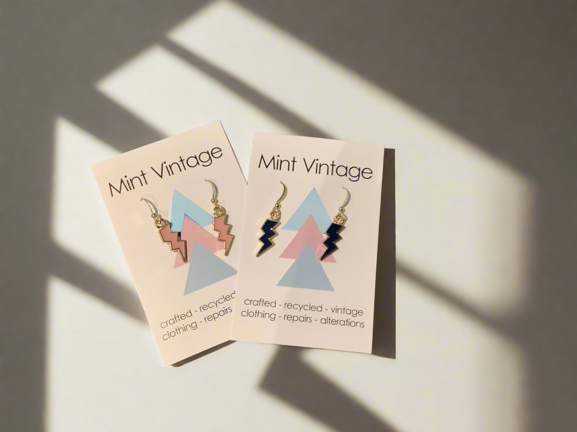 Lightning bolt earring