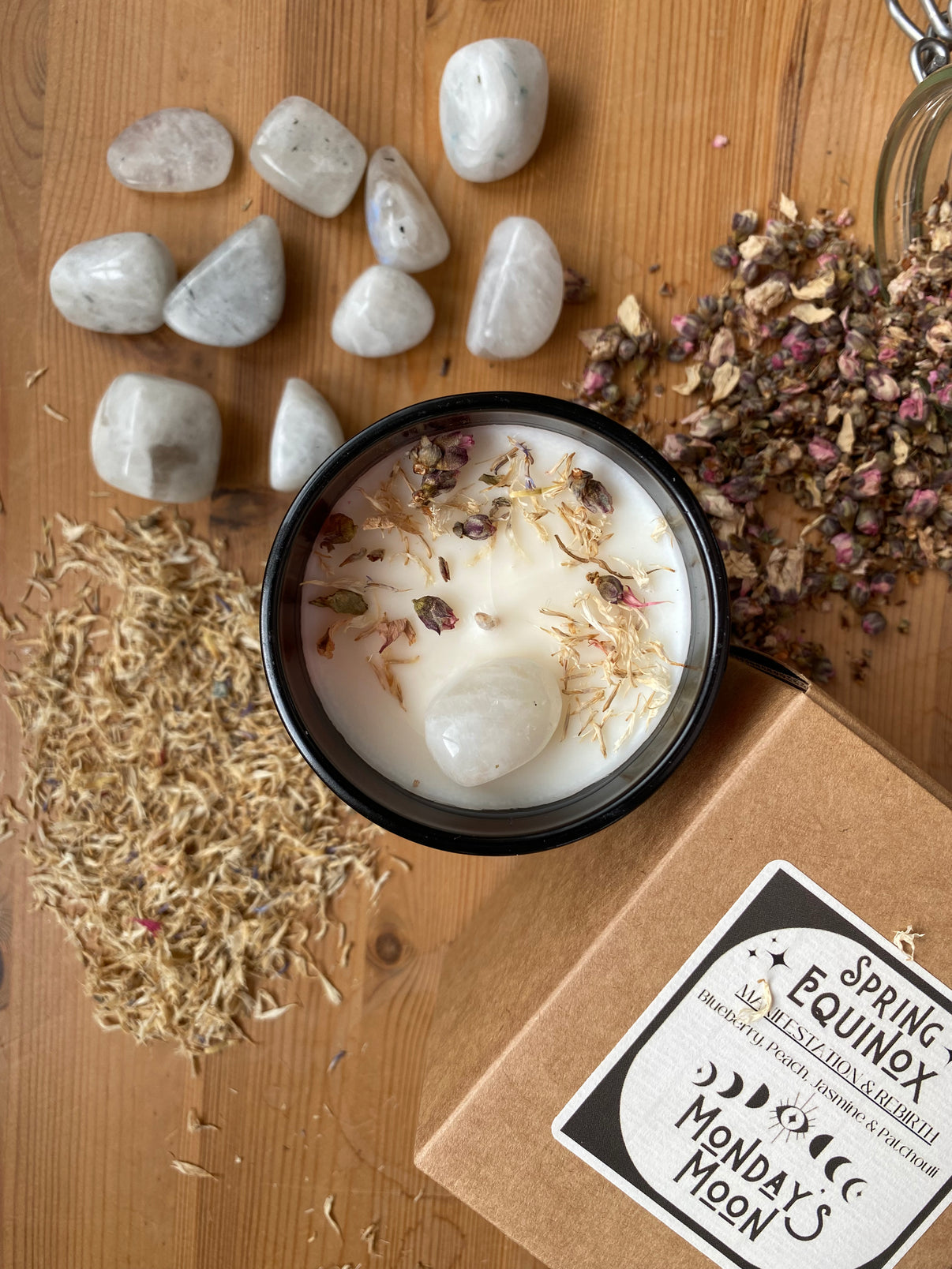 Spring Equinox☀️ Manifestation Candle with crystals and botanicals