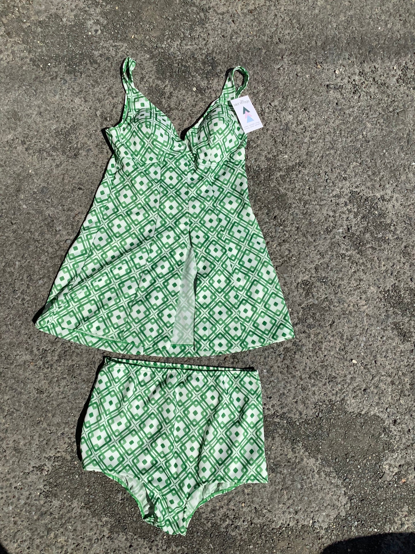 Vintage 1960’s 2 piece swim suit