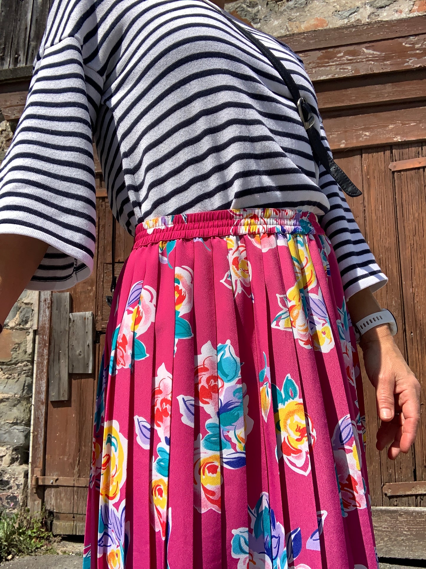 Vintage1980’s hot pink pleated midi skirt