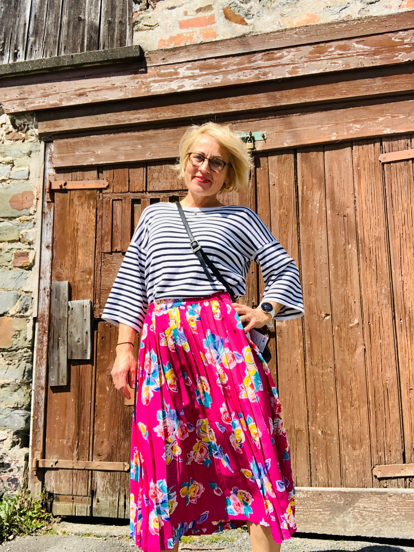 Vintage1980’s hot pink pleated midi skirt