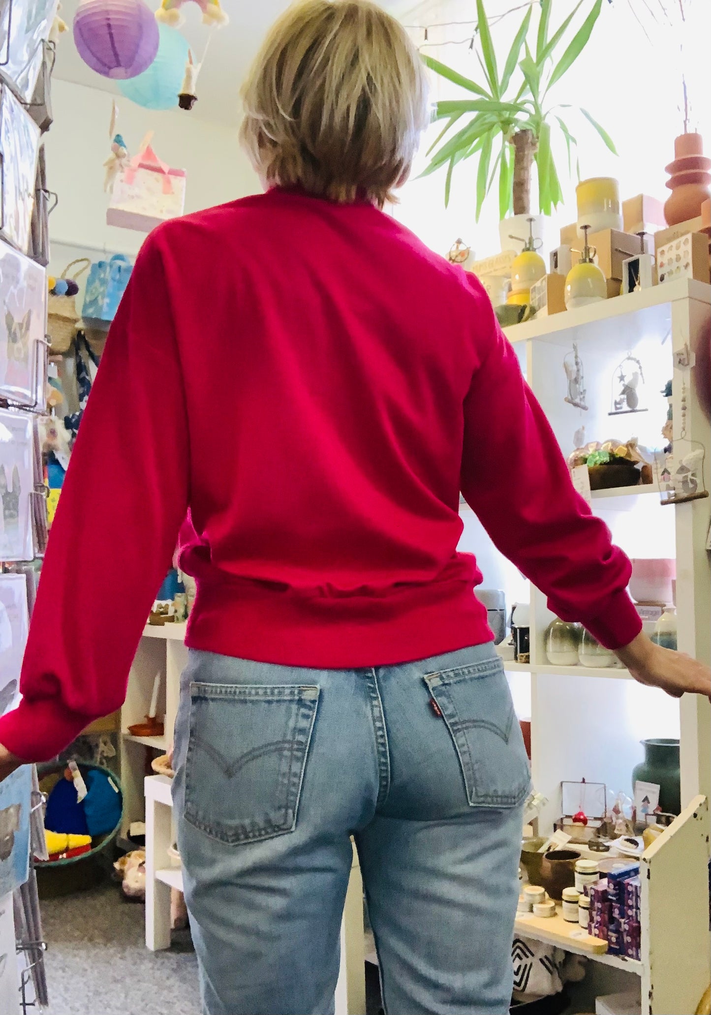 1980’s vintage hot pink metallic appliqué sweatshirt