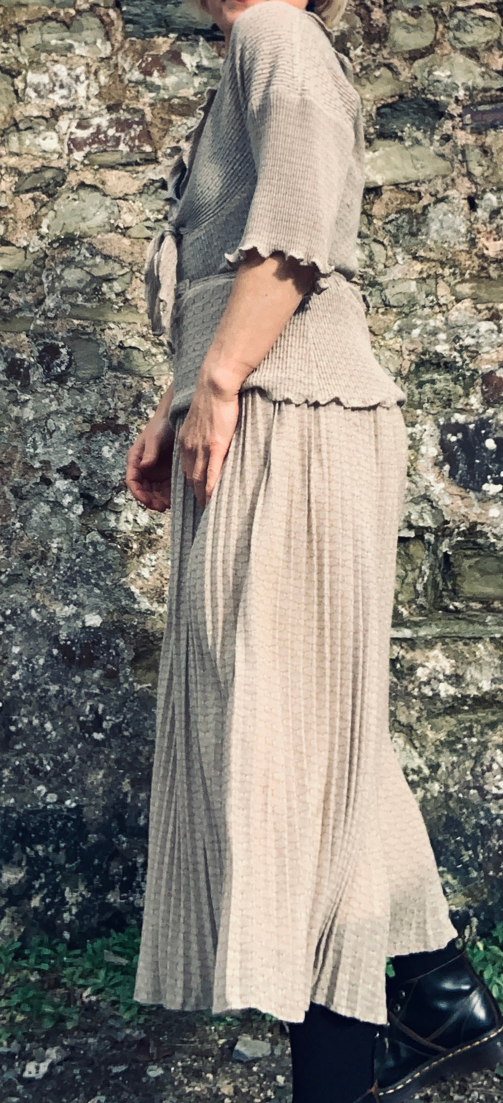 Vintage 1970’s Frank Usher knitted skirt suit