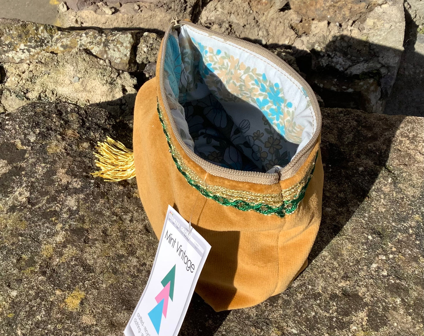 Handmade multipurpose velvet zipper pouch