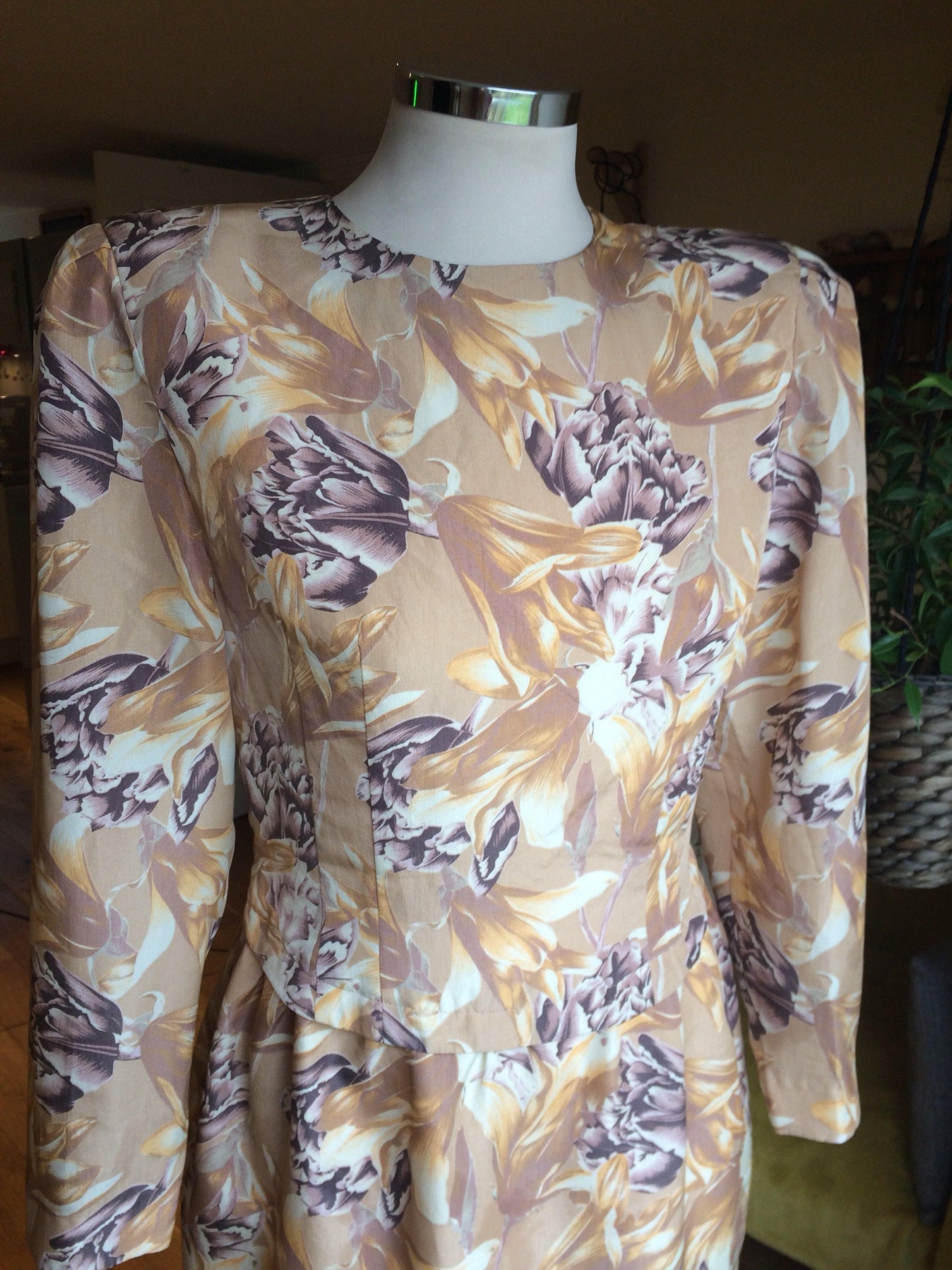 1950's silk floral dress ~ sz 10 ish