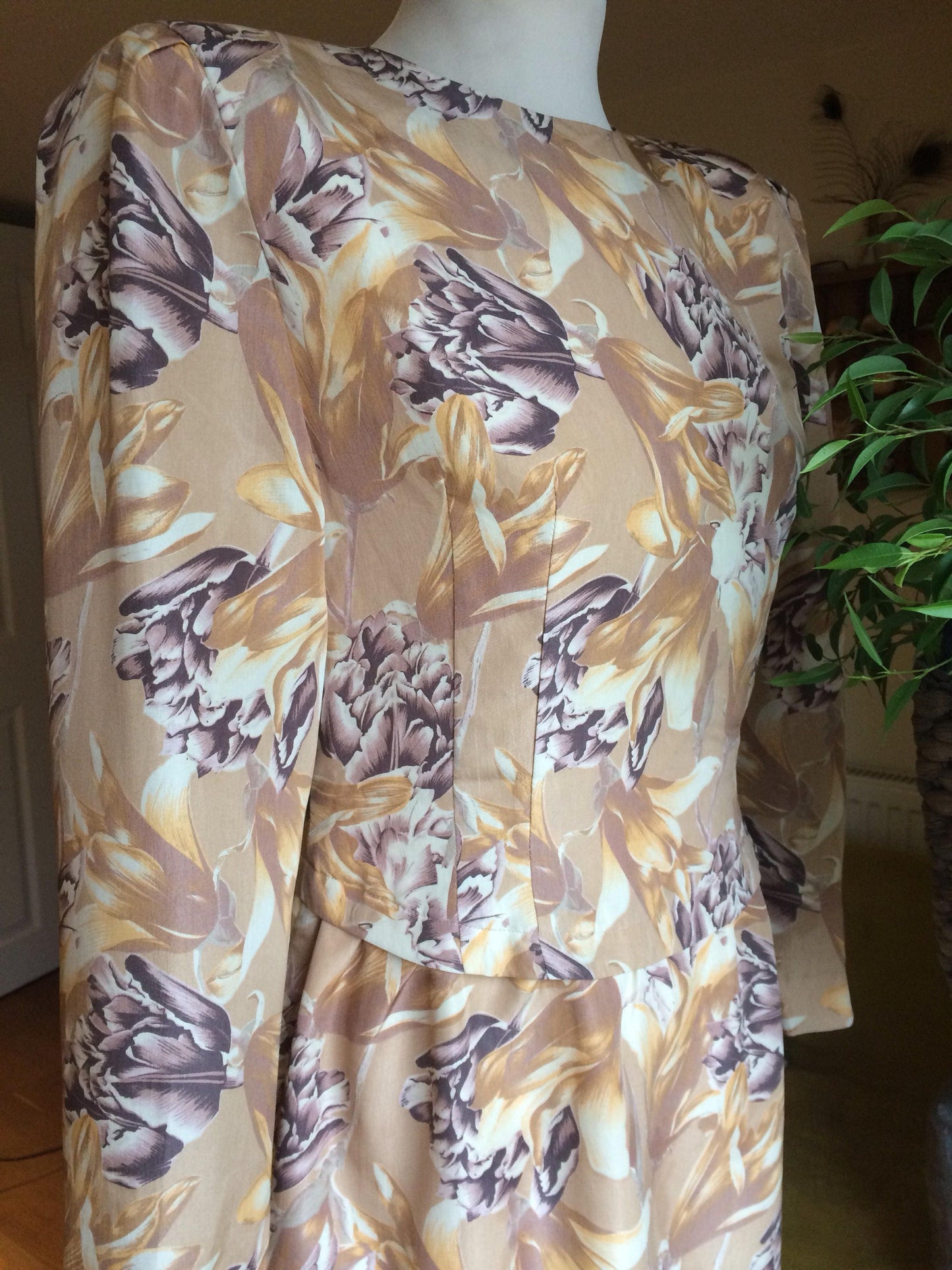 1950's silk floral dress ~ sz 10 ish