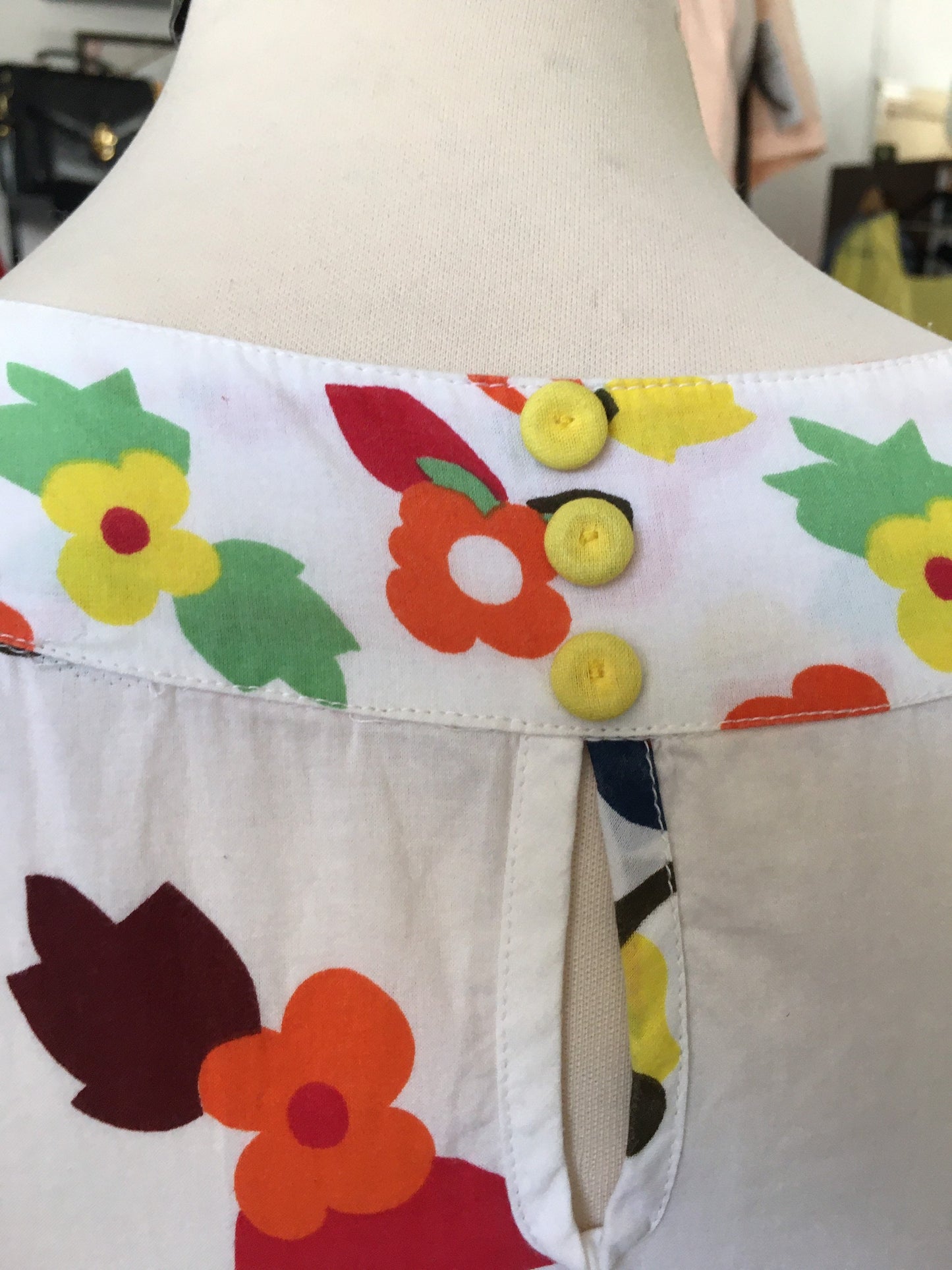 1980βs Brightly coloured floral cotton summer dress
