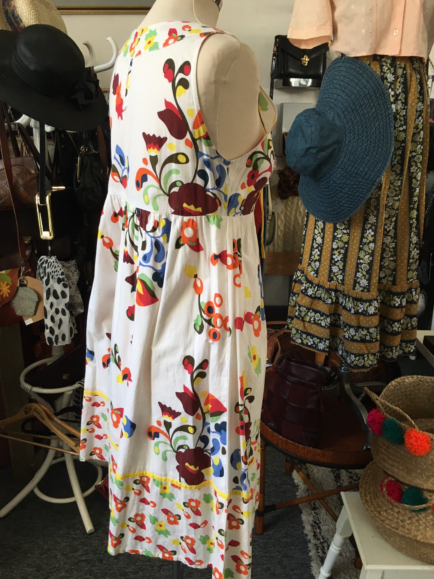 1980βs Brightly coloured floral cotton summer dress