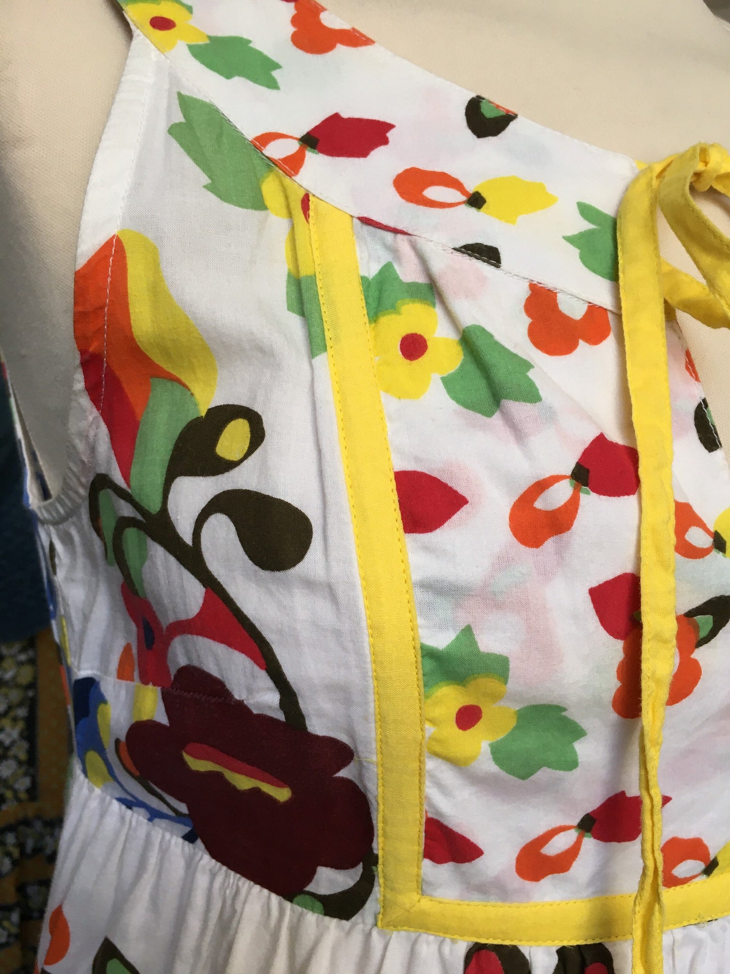 1980βs Brightly coloured floral cotton summer dress