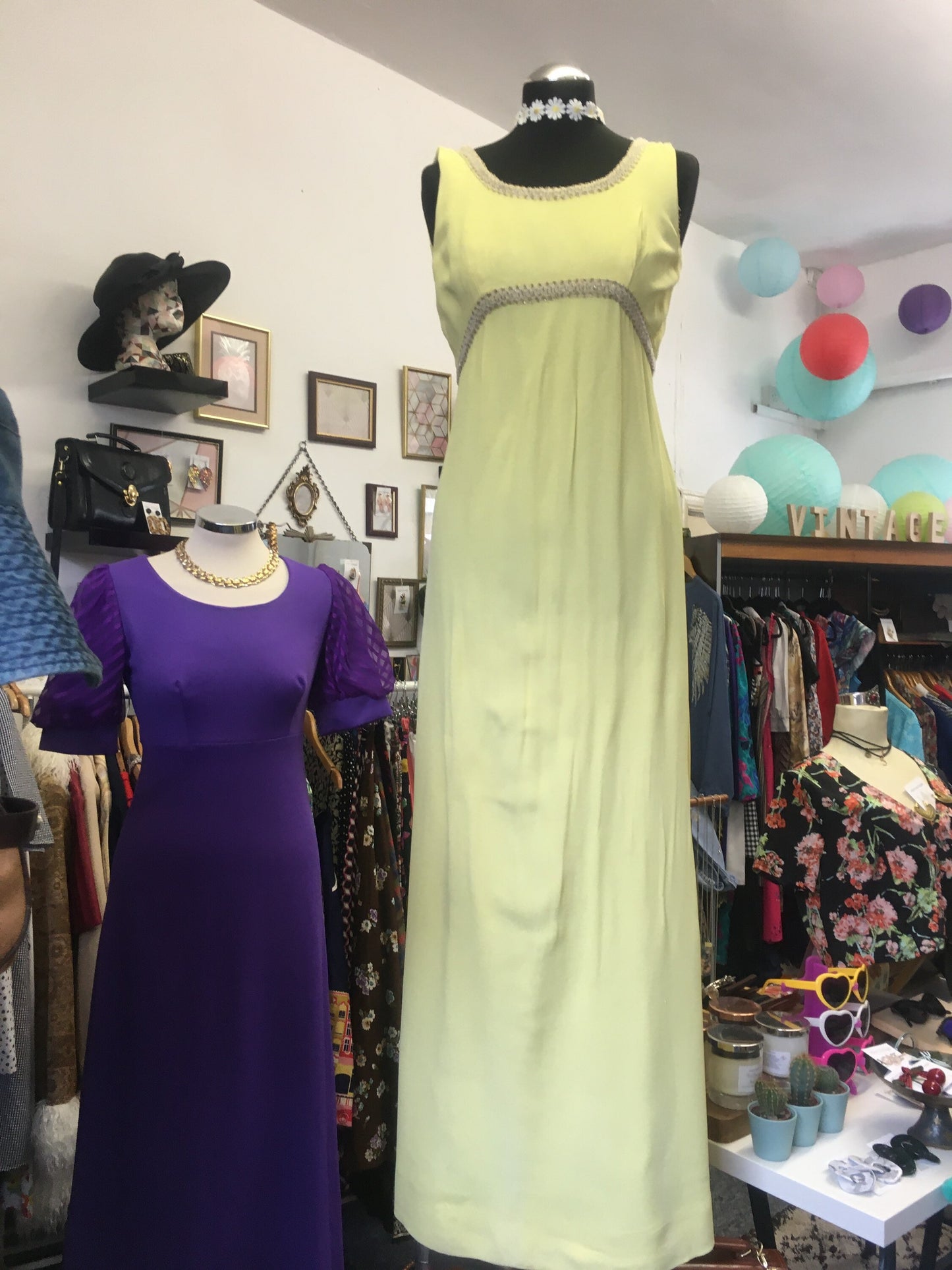 Vintage 1960โs yellow California maxi dress