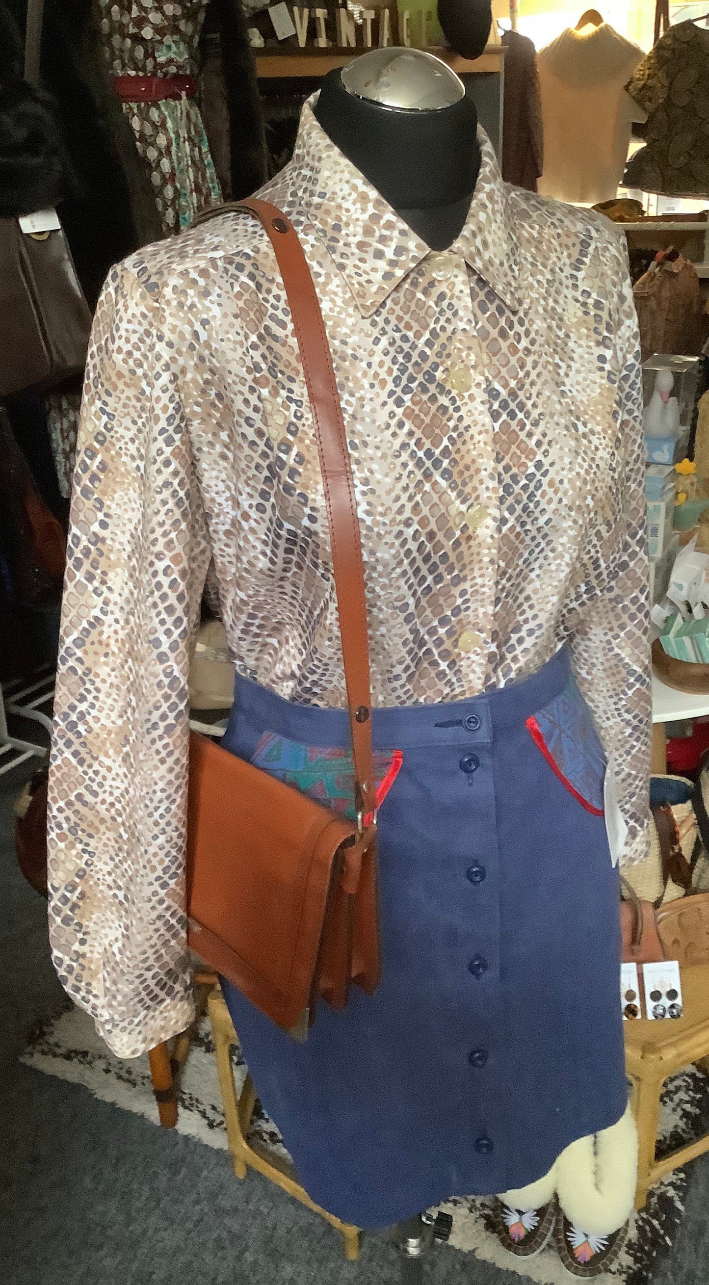 1980βs Animal print jersey oversized blouse