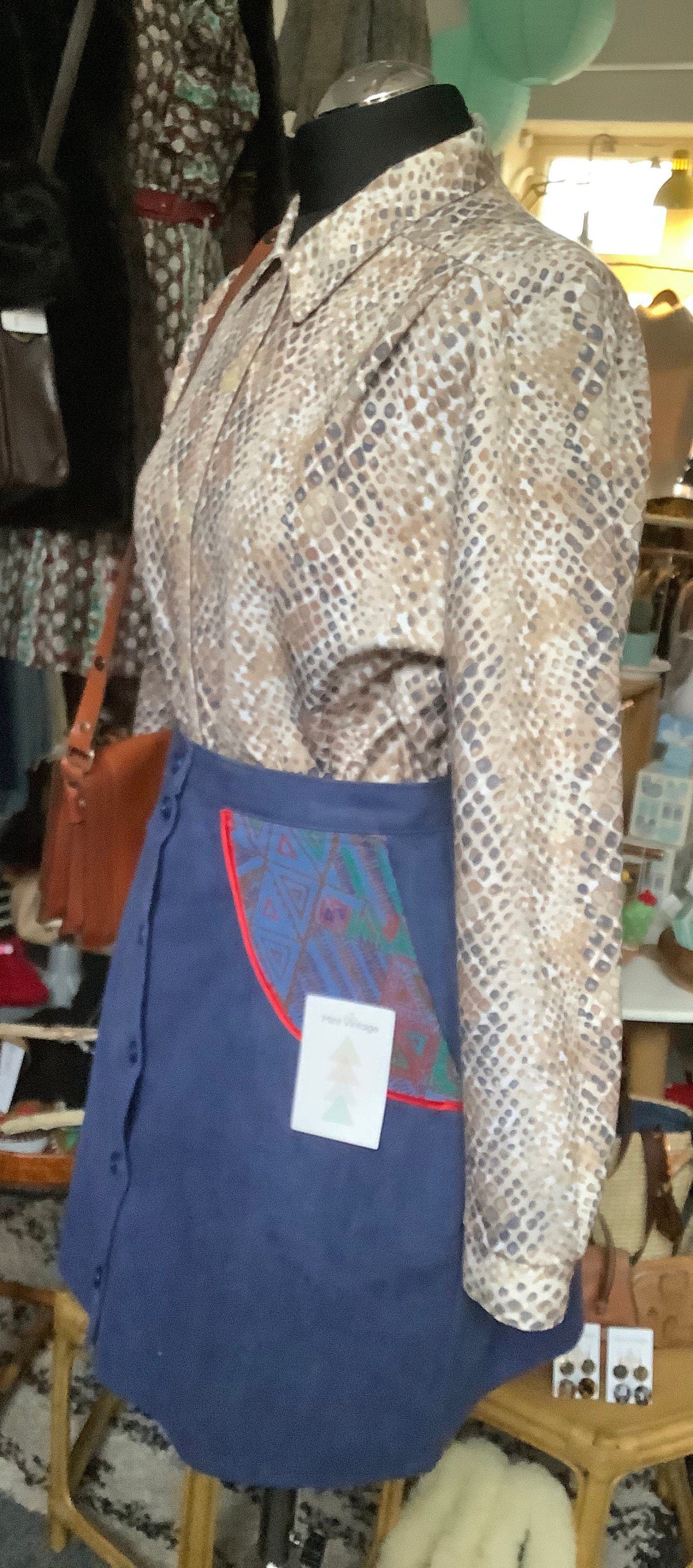 1980βs Animal print jersey oversized blouse