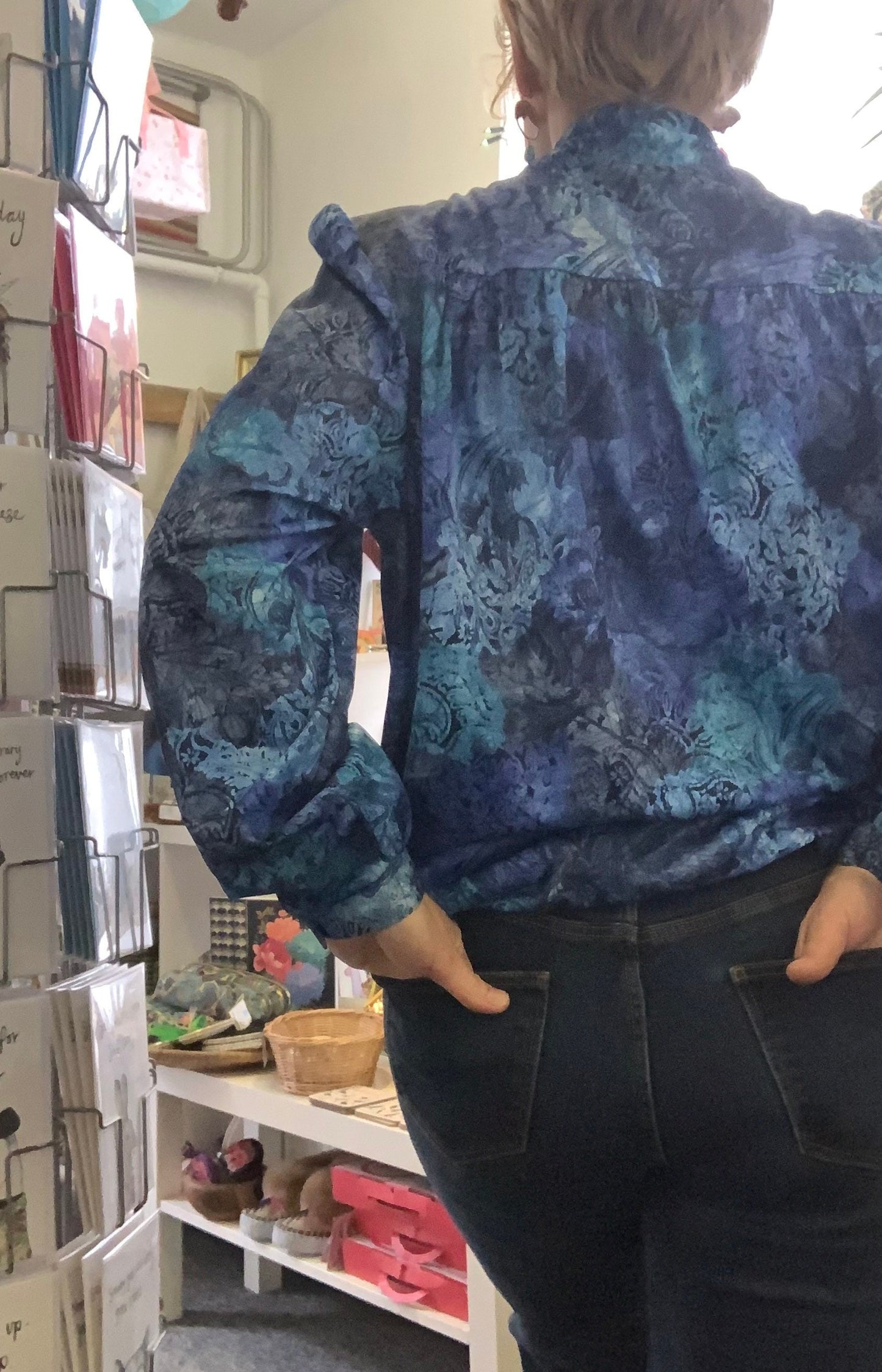 Vintage 1970βs pussy bow blue colour way floral design blouse