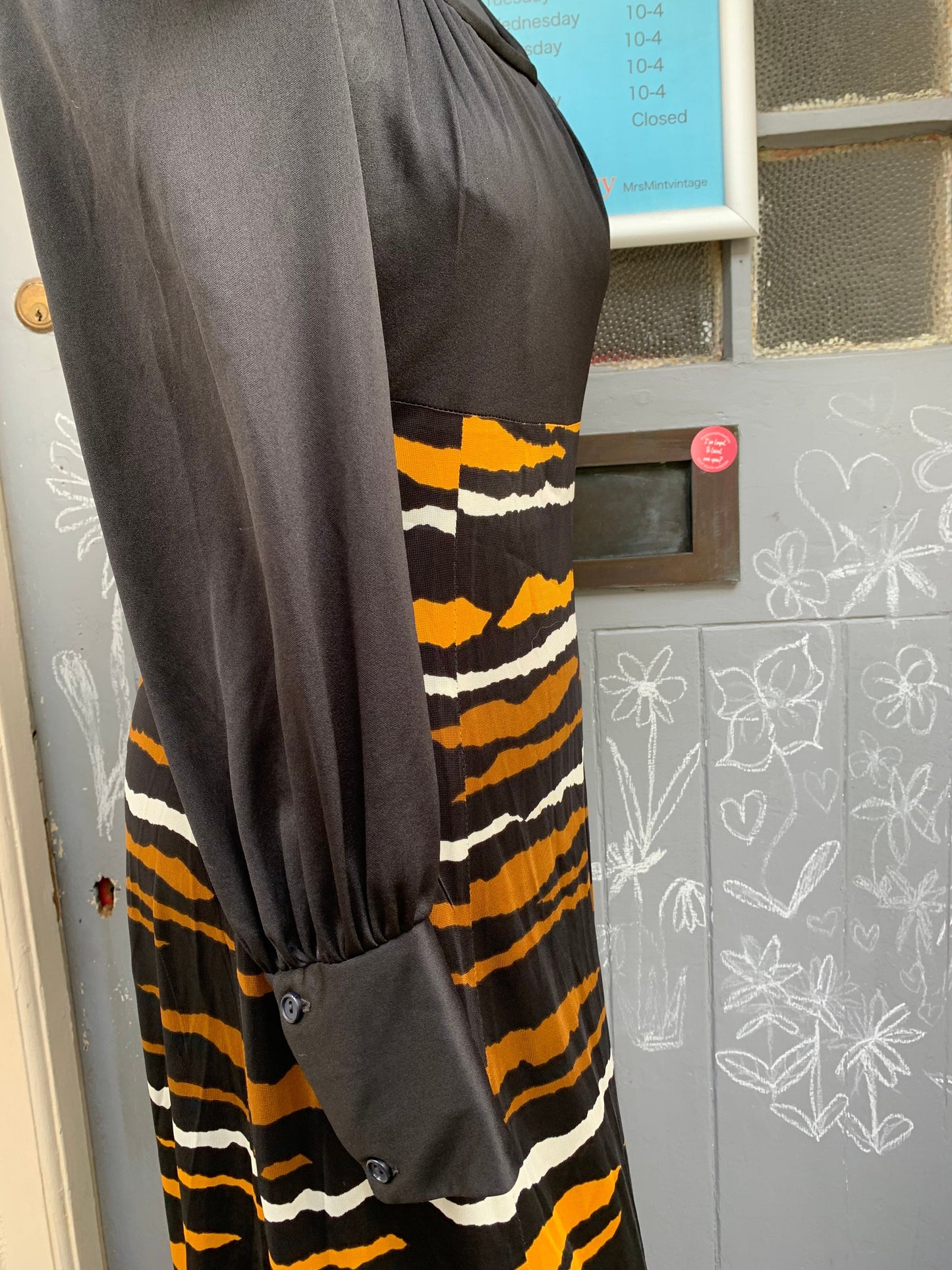 Vintage 1970’s balloon sleeve animal print maxi dress