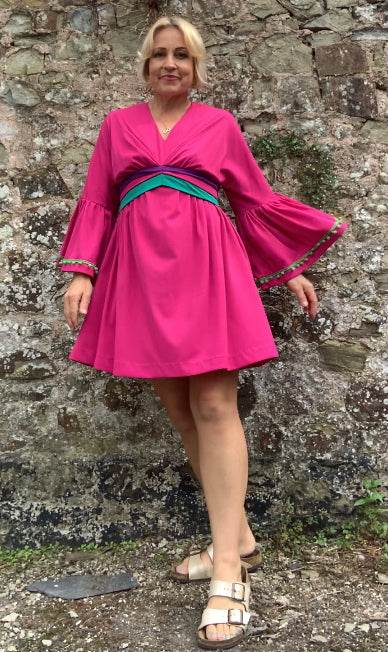 Hot Pink vintage bell sleeve dress sz ~ 8