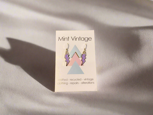 Lightning bolt earring