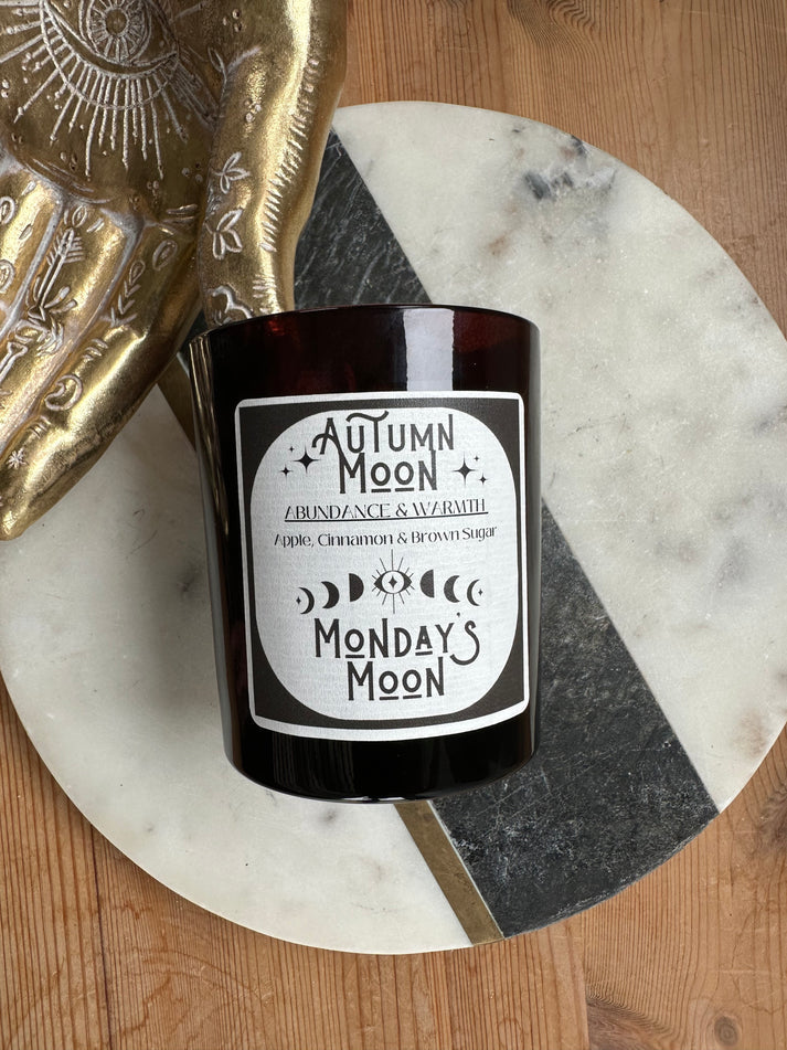 Autumn Moon 🌙 scented candle infused with crystals & botanicals