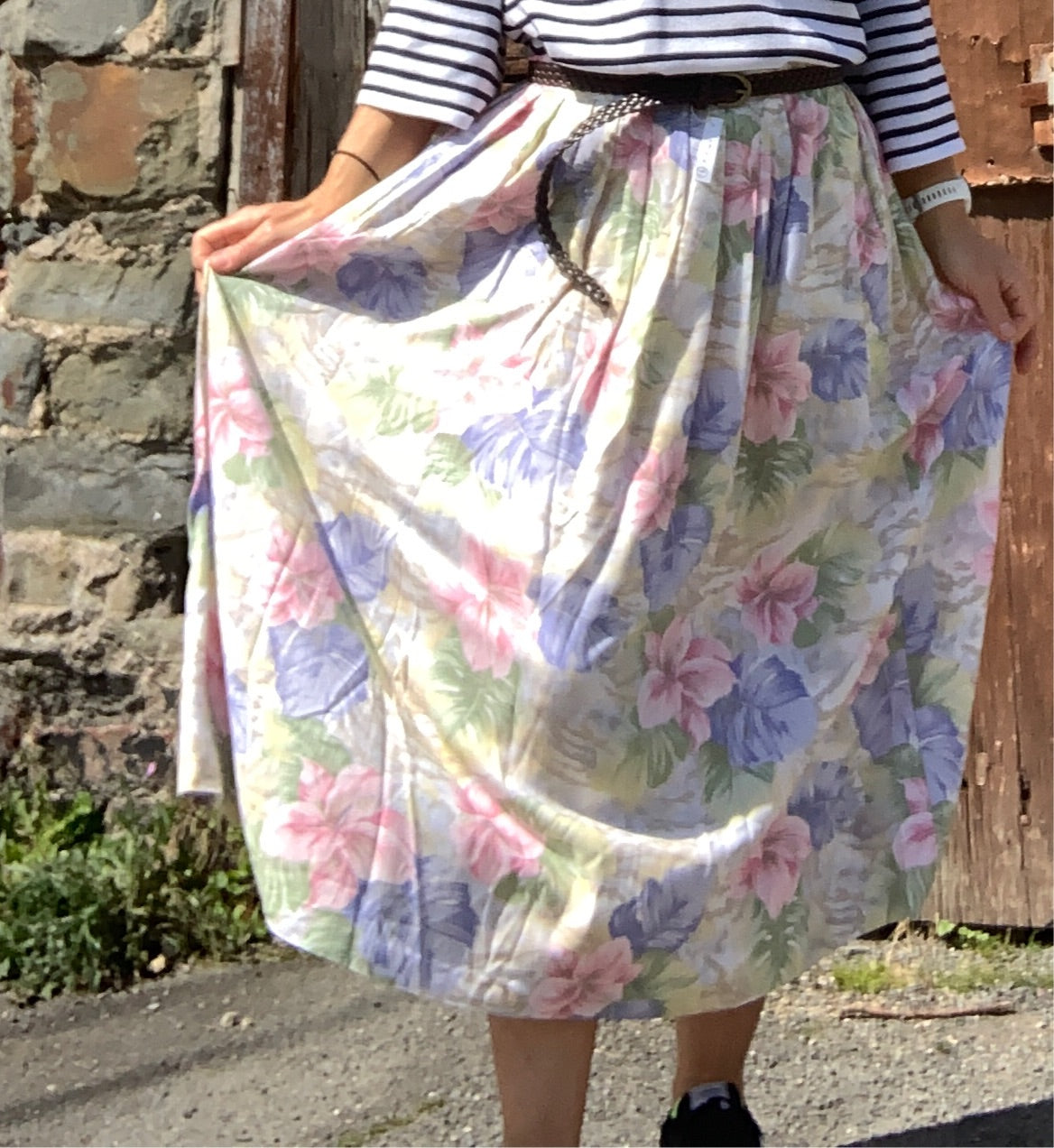 Vintage 1980’s pastel floral midi skirt