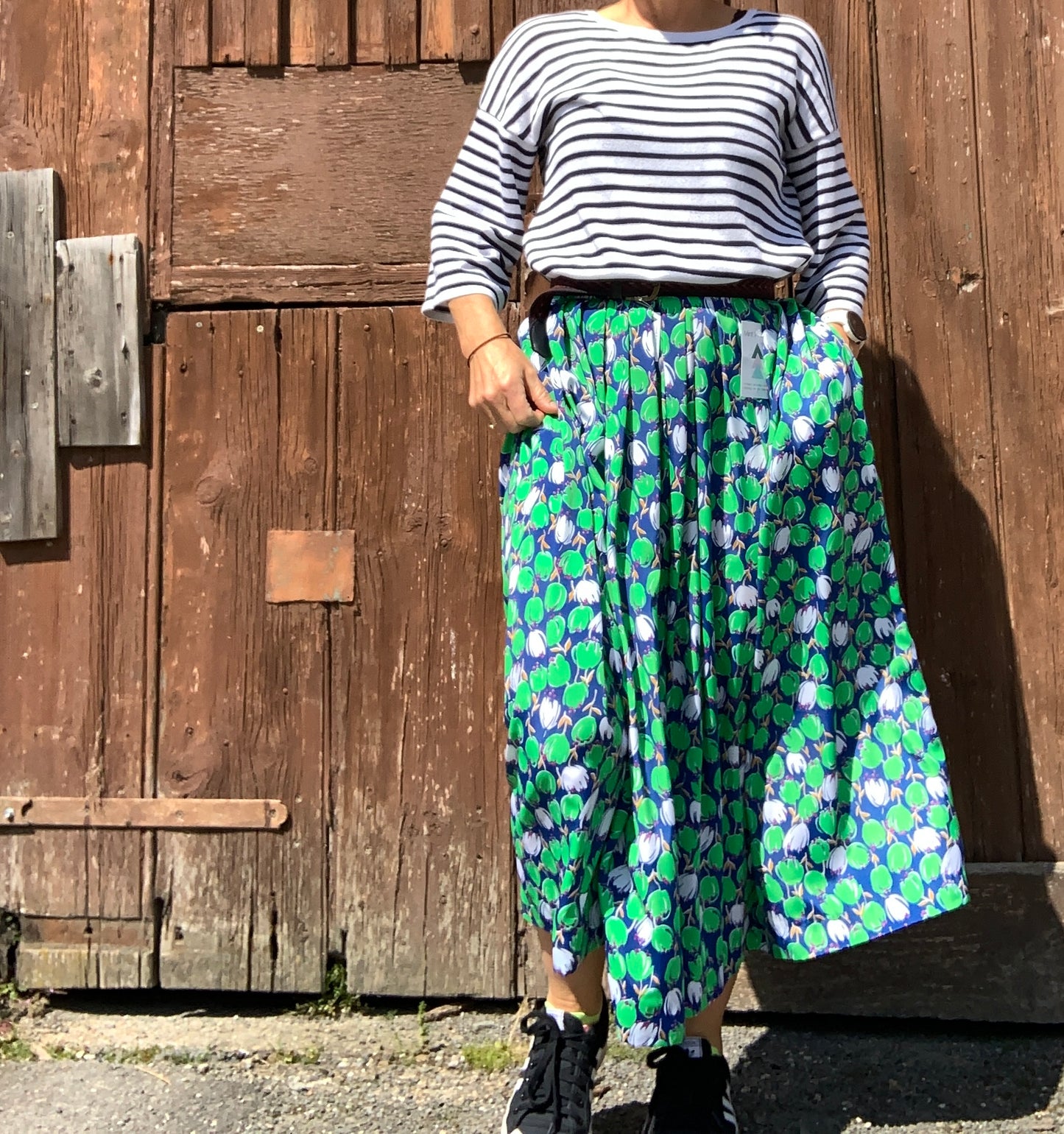 Vintage 1980’s green floral midi skirt