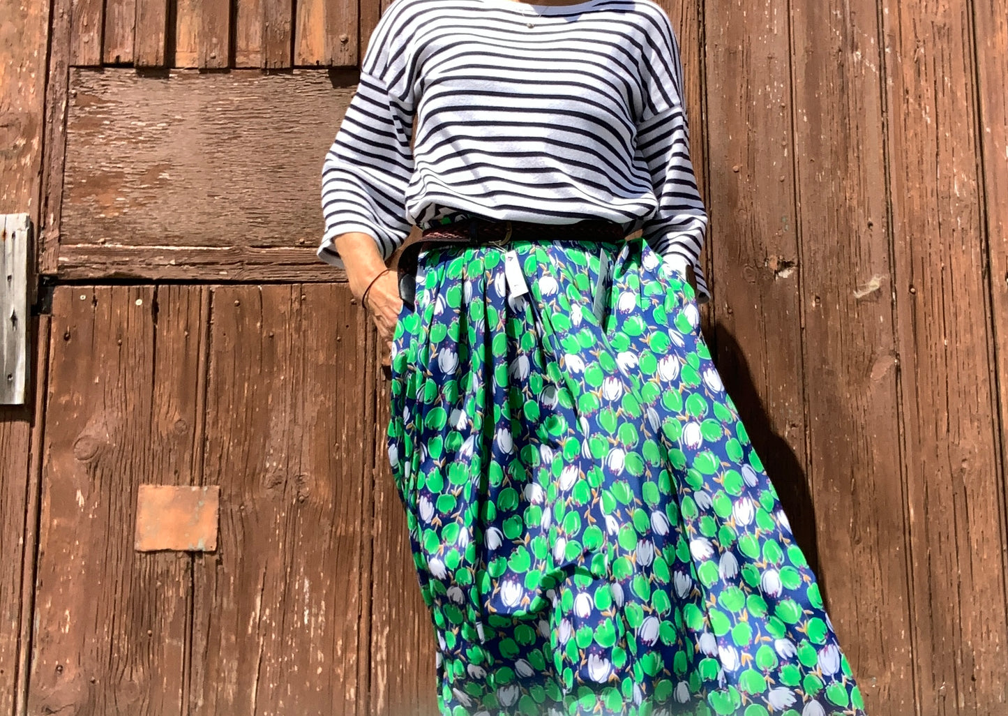 Vintage 1980’s green floral midi skirt
