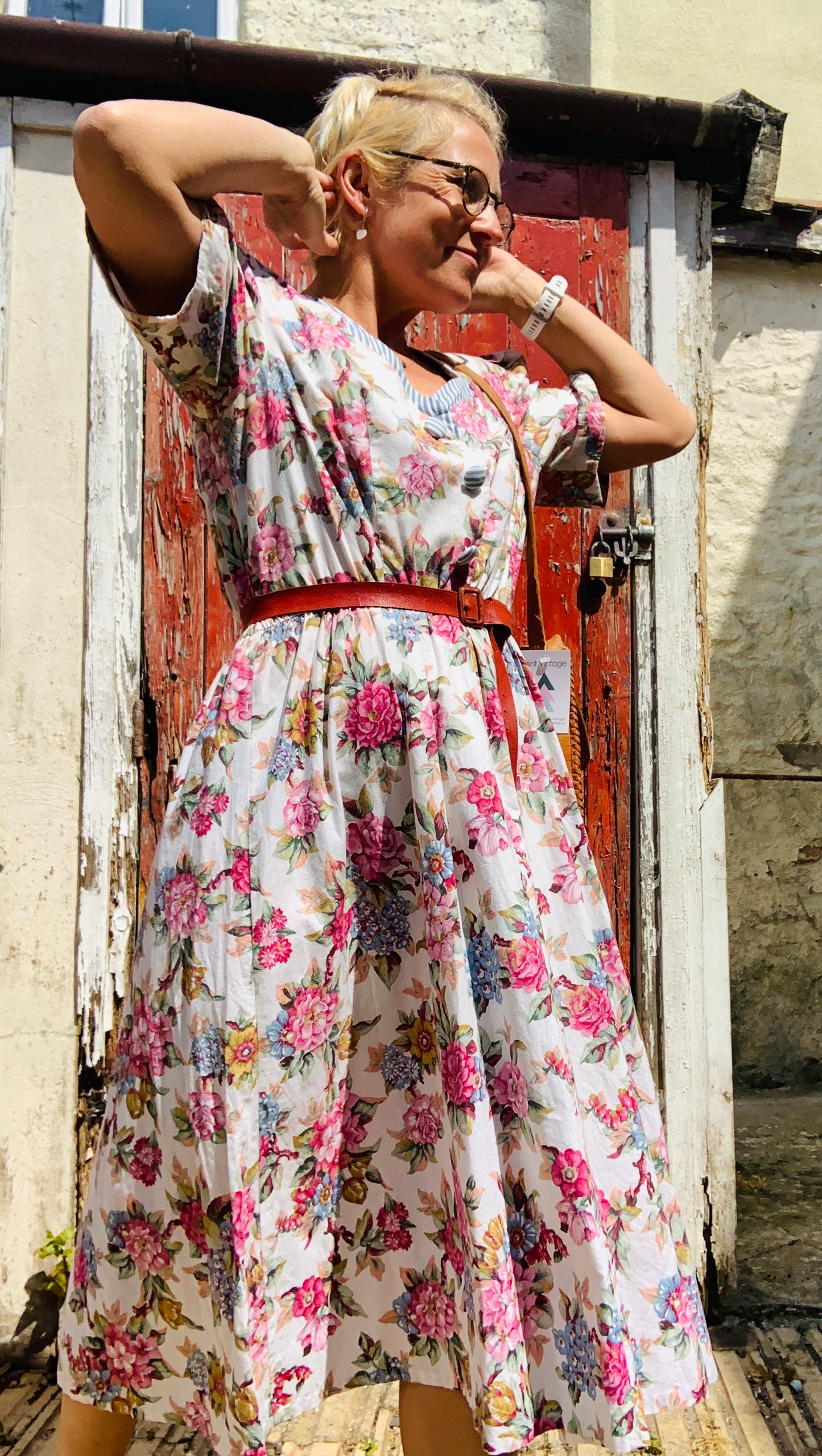 Vintage 1980’s does 50’s style cotton floral tea dress