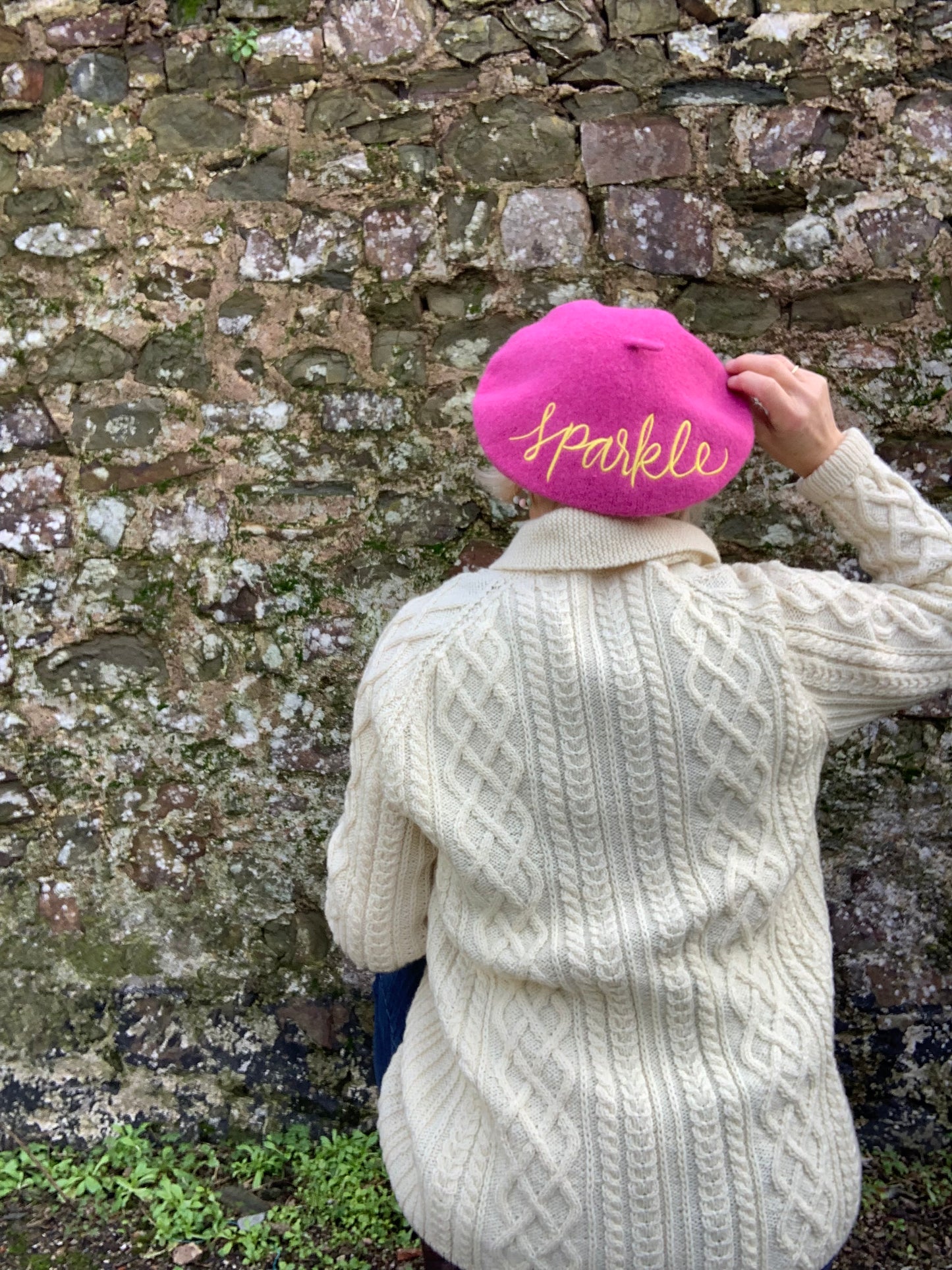 Pink Wool beret with embroidered SPARKLE message