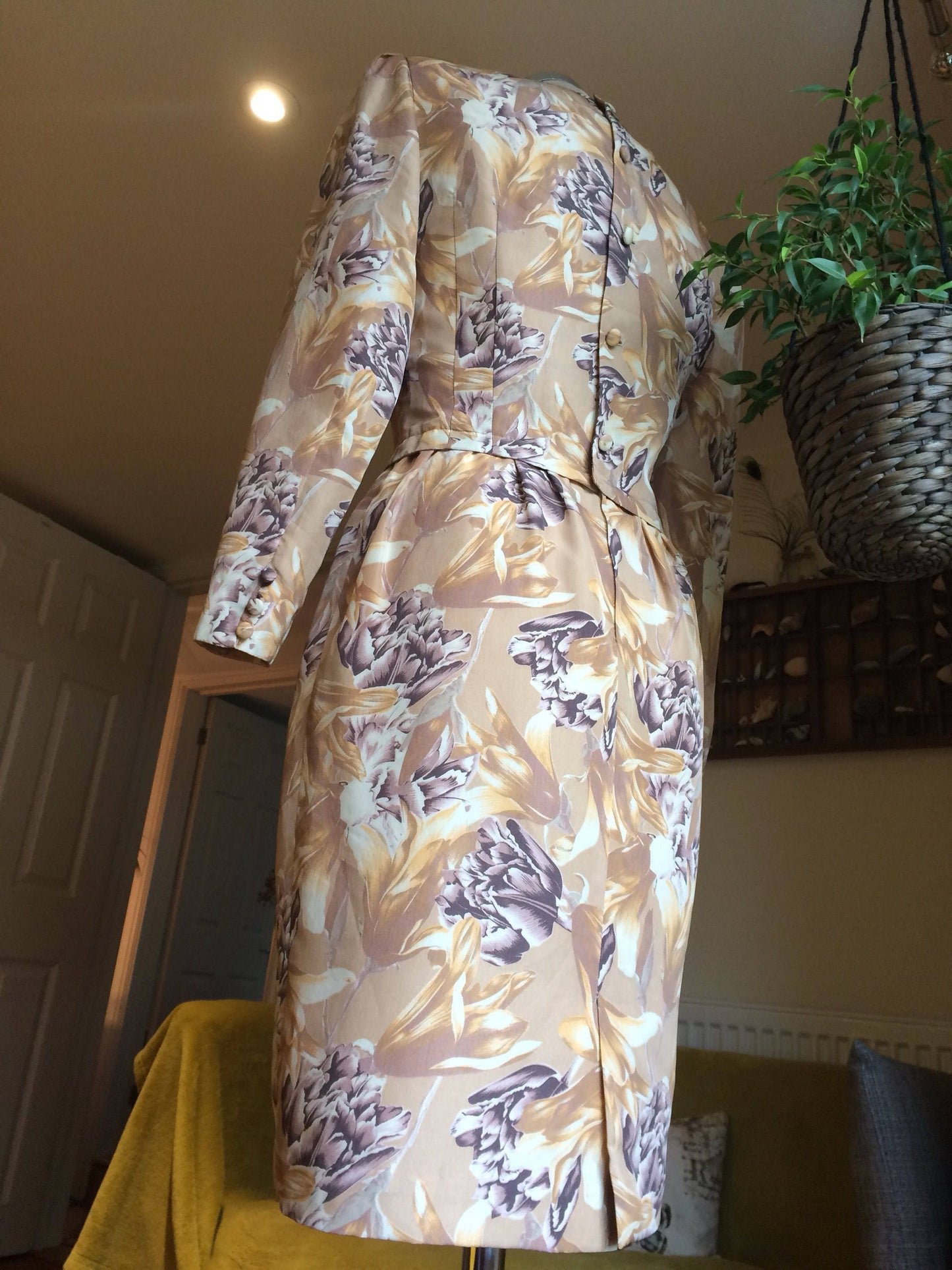 1950's silk floral dress ~ sz 10 ish