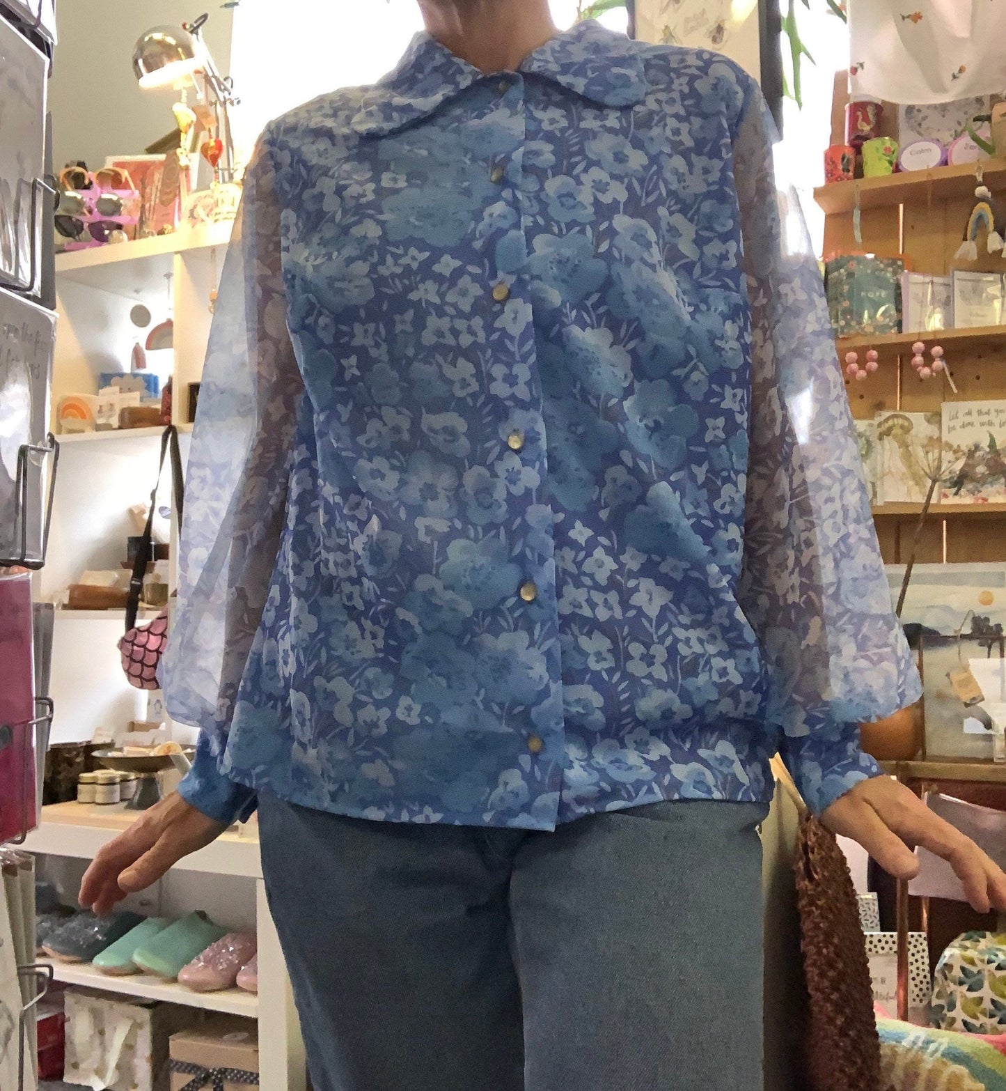 Vintage 1960’s st Michael blue floral balloon sleeve penny collar blouse sz 14